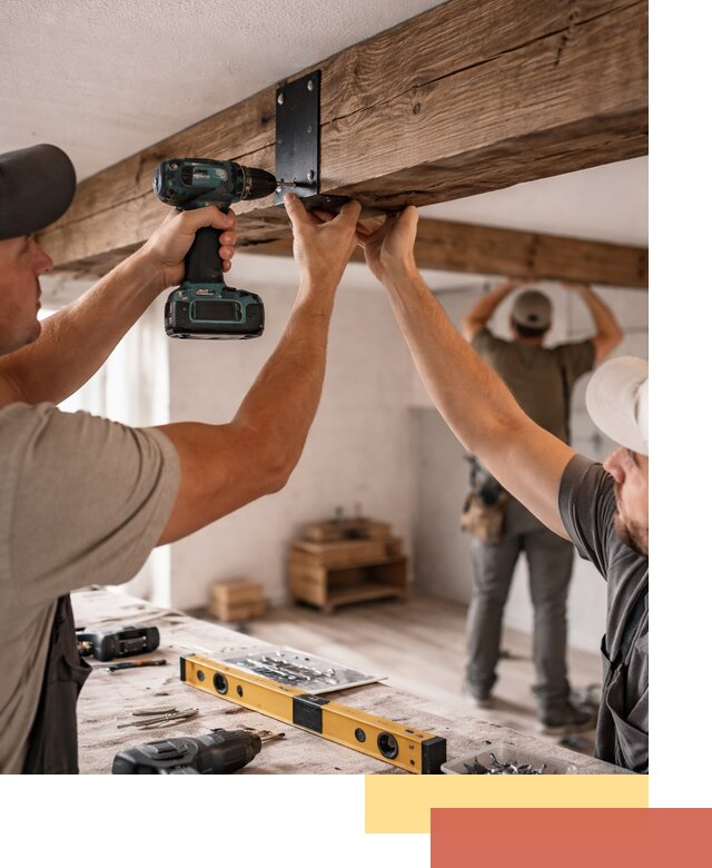 Монтаж декоративных потолочных балок в Большом Камне